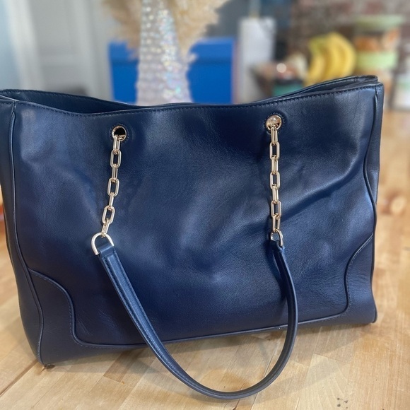 Tory Burch Carter Tote Chain Handle Tagged Tote Bag Leather Royal Navy 56968 - Picture 3 of 12